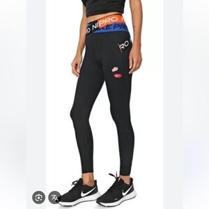 Nike One Luxe Icon Clash Leggings size XS